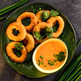 Onion Rings z harissa-majo