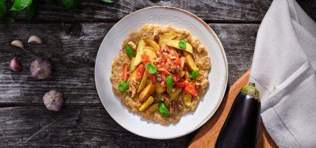 AVIKO Pati Parts Garlic z pastą z pieczonych bakłażanów, pomidorami i szalotką (Salata de vinete)