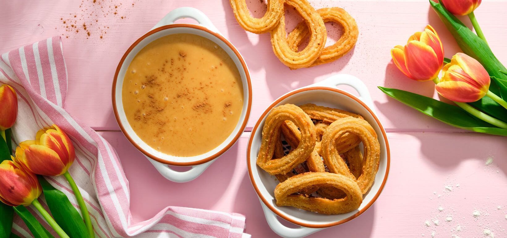 AVIKO Churros dulce de leche z cynamonem (sosem kajmakowym z cynamonem)